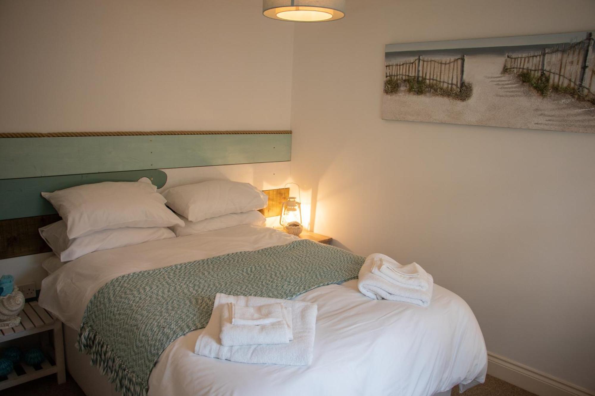 The Beach House Holiday Apartments Eastbourne Exterior foto